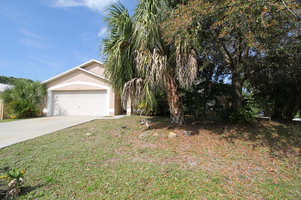 1703 Nanton Street NW Palm Bay FL 32907