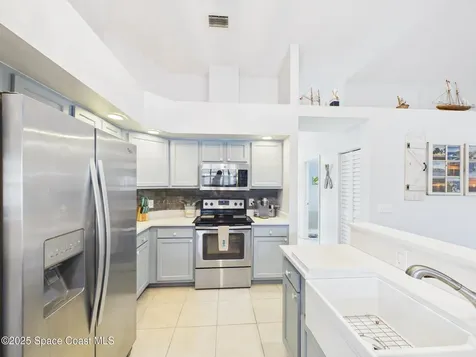 664 Doctor Avenue Sebastian FL 32958