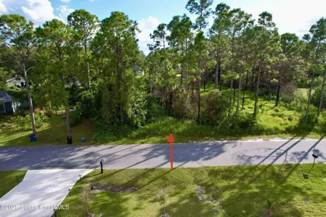 354 Halloran Street SE Palm Bay FL 32909