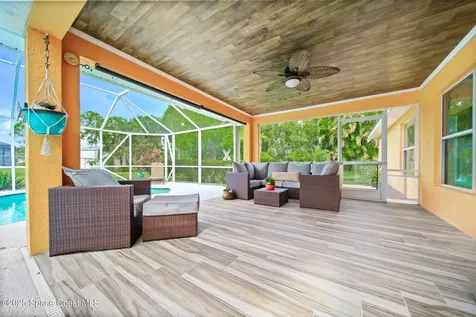 6446 NW Hacienda Court Port St. Lucie FL 34986