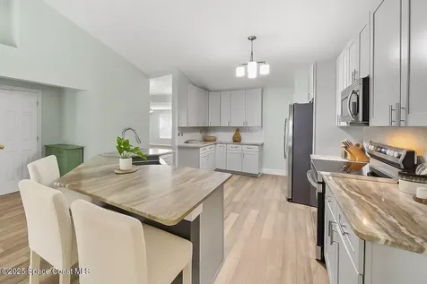 6446 NW Hacienda Court Port St. Lucie FL 34986