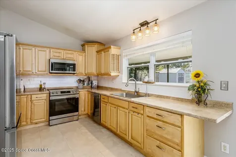 1050 Emerald Road SE Palm Bay FL 32909