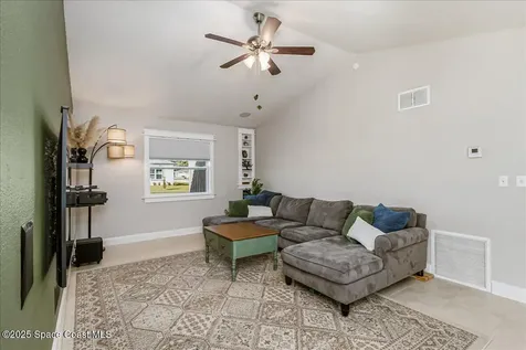 1050 Emerald Road SE Palm Bay FL 32909