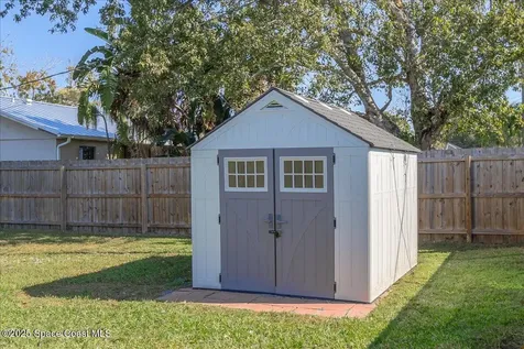 1050 Emerald Road SE Palm Bay FL 32909