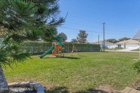 1050 Emerald Road SE Palm Bay FL 32909
