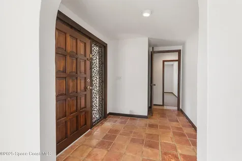 724 Puesta Del Sol Plaza Indialantic FL 32903