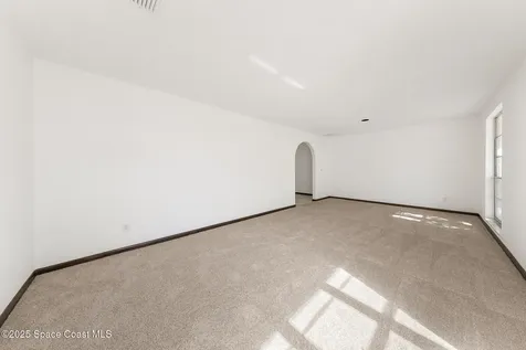 724 Puesta Del Sol Plaza Indialantic FL 32903