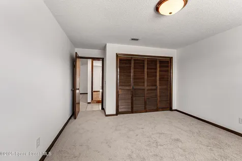 724 Puesta Del Sol Plaza Indialantic FL 32903