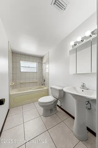 724 Puesta Del Sol Plaza Indialantic FL 32903