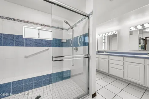 724 Puesta Del Sol Plaza Indialantic FL 32903