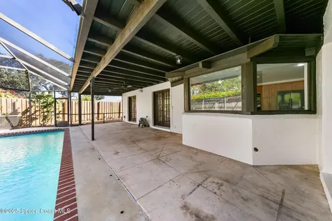 724 Puesta Del Sol Plaza Indialantic FL 32903