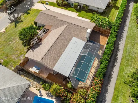 724 Puesta Del Sol Plaza Indialantic FL 32903