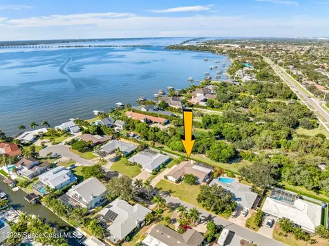 724 Puesta Del Sol Plaza Indialantic FL 32903