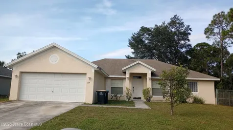 534 White Plains Avenue SW Palm Bay FL 32908