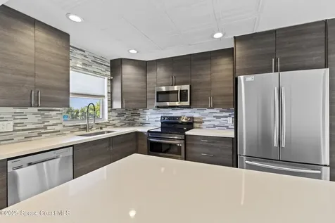 809 W Oakland Park Boulevard Oakland Park FL 33311