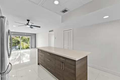 809 W Oakland Park Boulevard Oakland Park FL 33311