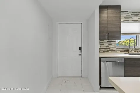 809 W Oakland Park Boulevard Oakland Park FL 33311