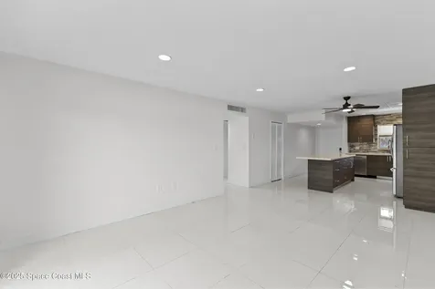 809 W Oakland Park Boulevard Oakland Park FL 33311