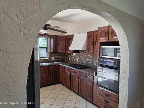 825 2nd Street Merritt Island FL 32953