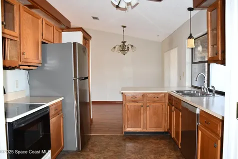 1273 Roslyn Avenue NW Palm Bay FL 32907