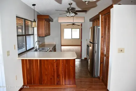 1273 Roslyn Avenue NW Palm Bay FL 32907