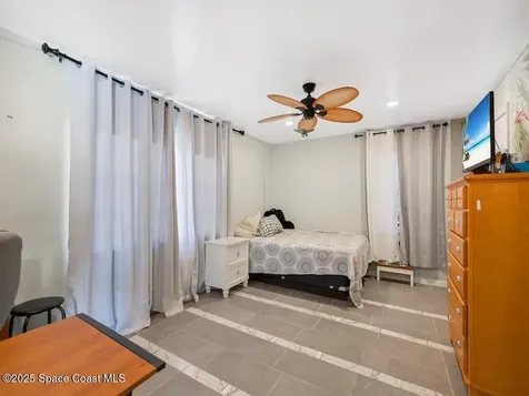 1435 17th Court SW Vero Beach FL 32962