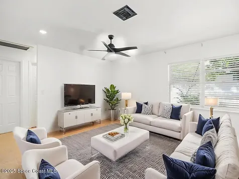 1435 17th Court SW Vero Beach FL 32962
