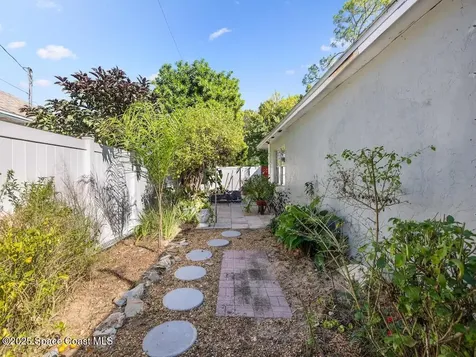 1435 17th Court SW Vero Beach FL 32962