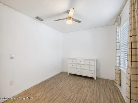1435 17th Court SW Vero Beach FL 32962
