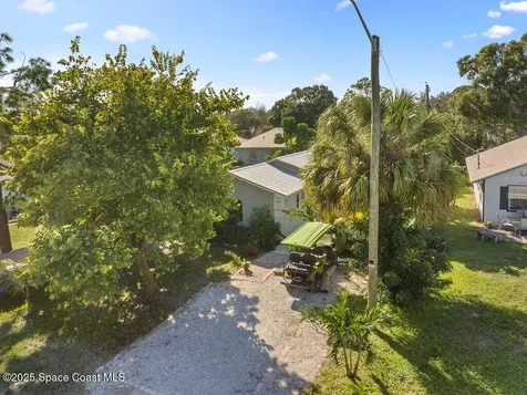 1435 17th Court SW Vero Beach FL 32962