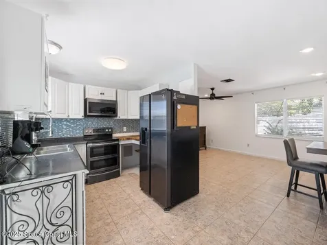 1435 17th Court SW Vero Beach FL 32962