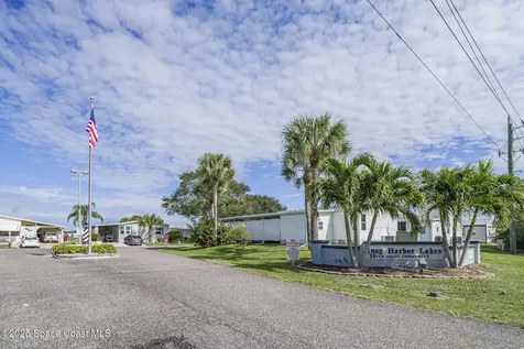 7620 Boxelder Road E Micco FL 32976