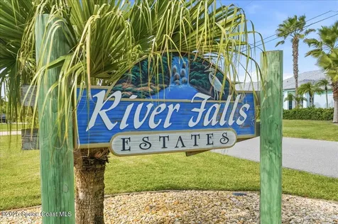 30 Indian Village Trail Cocoa Beach FL 32931