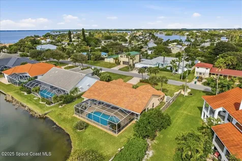30 Indian Village Trail Cocoa Beach FL 32931