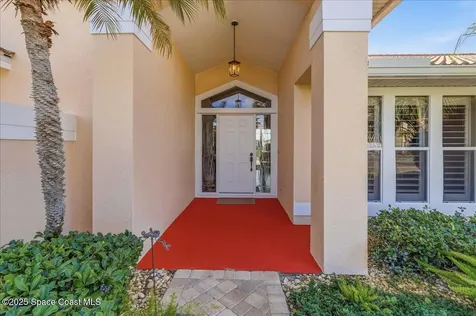 30 Indian Village Trail Cocoa Beach FL 32931