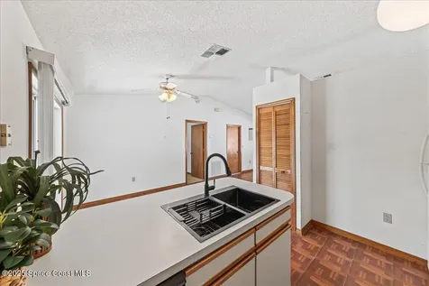 1421 Grand Court NW Palm Bay FL 32907