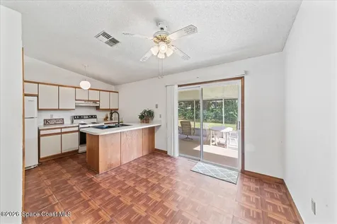 1421 Grand Court NW Palm Bay FL 32907