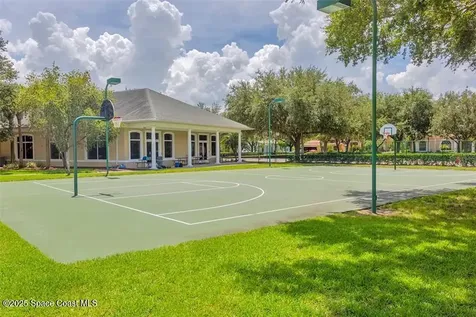 18199 Paradise Point Drive Tampa FL 33647