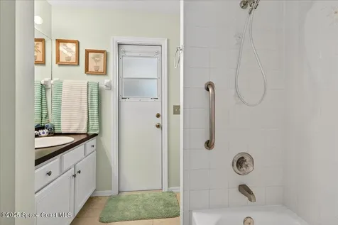 467 Caravan Terrace Sebastian FL 32958