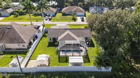 467 Caravan Terrace Sebastian FL 32958