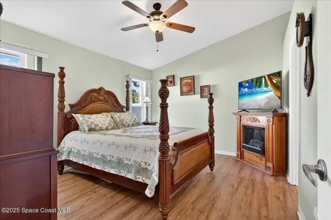 467 Caravan Terrace Sebastian FL 32958