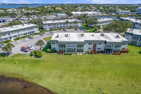 2800 Indian River Boulevard Vero Beach FL 32960