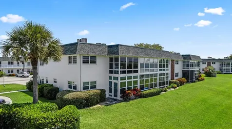 2800 Indian River Boulevard Vero Beach FL 32960