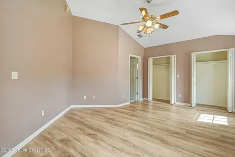 2537 Evergreen Avenue Titusville FL 32796