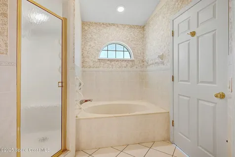 2537 Evergreen Avenue Titusville FL 32796