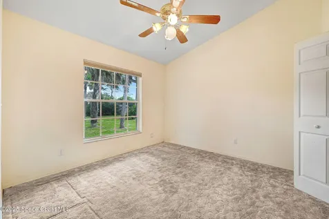 2537 Evergreen Avenue Titusville FL 32796