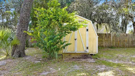 2537 Evergreen Avenue Titusville FL 32796