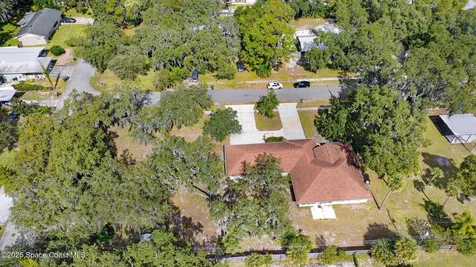 2537 Evergreen Avenue Titusville FL 32796