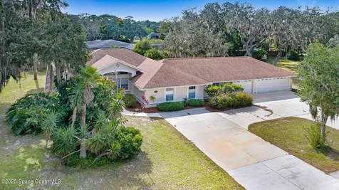 2537 Evergreen Avenue Titusville FL 32796