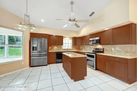 2537 Evergreen Avenue Titusville FL 32796